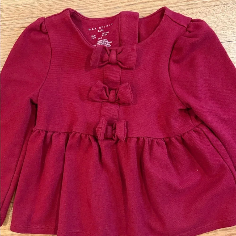 MAX STUDIO Kids Red Peplum Top with Front Knot and plaid velour pants 3-4 years